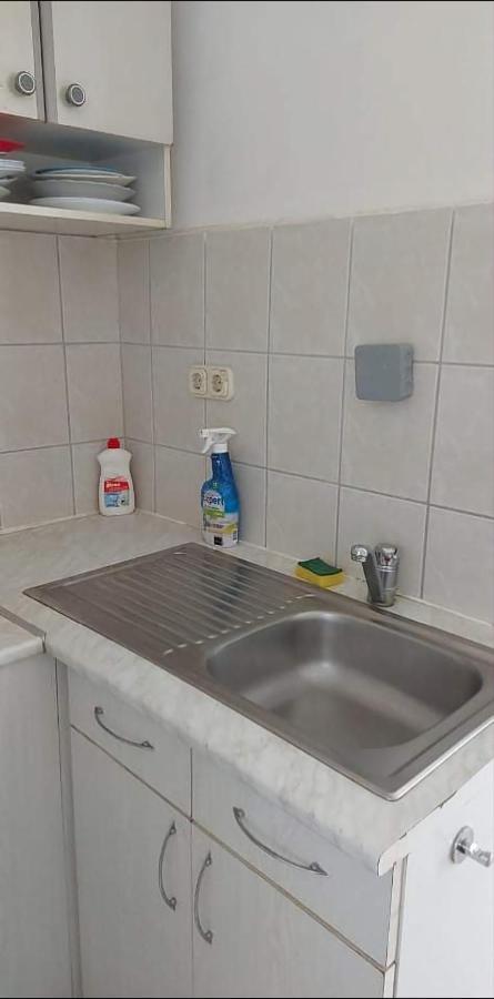 Visszavar-Lak Privat Berlemeny Hotel Badacsonytomaj Bagian luar foto